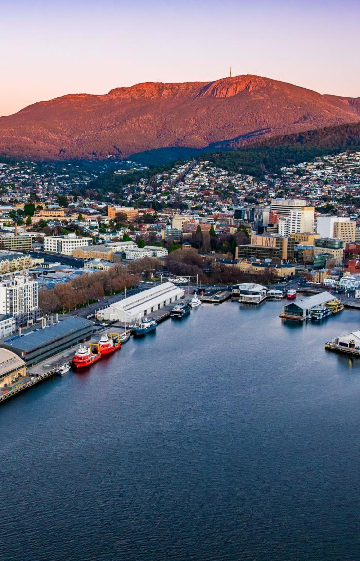 Sunset over Hobart, Tasmania © Tourism Australia