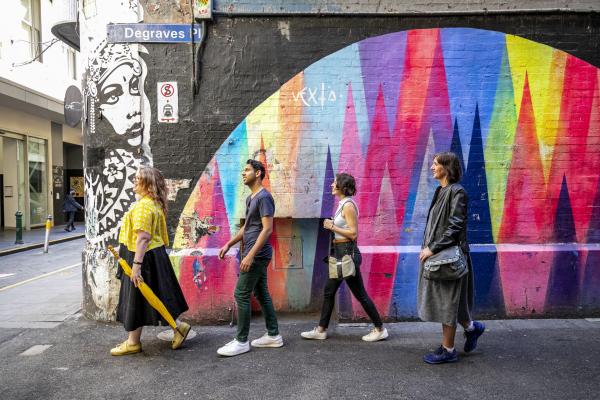 维多利亚州，墨尔本，德格雷夫斯街，隐秘宝藏徒步之旅 © 澳大利亚旅游局版权所有