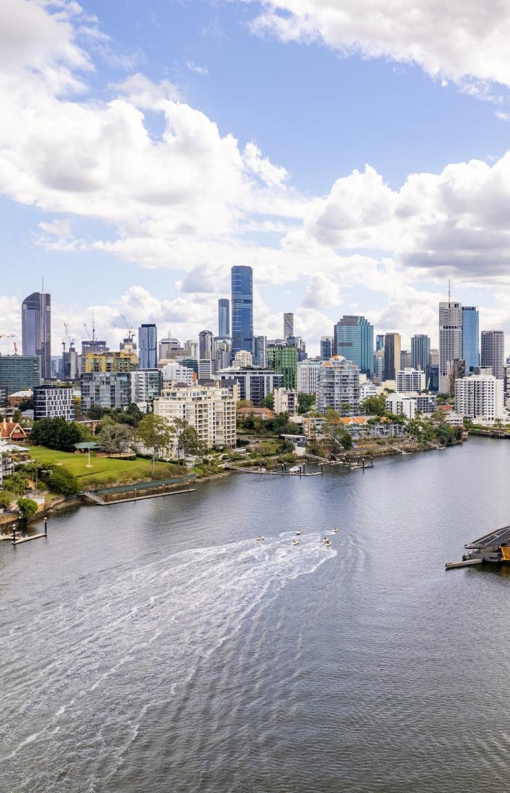 昆士兰州，布里斯班，布里斯班河©澳大利亚旅游局版权所有
