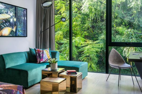 昆士兰州，布里斯班，水晶溪文森特酒店 © 水晶溪文森特酒店版权所有