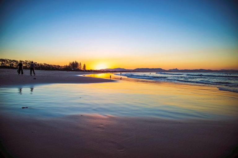 新南威尔士州，拜伦湾，主海滩 © 澳大利亚旅游局版权所有