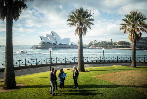 岩石原住民梦想之旅，梦幻时光南 X，悉尼 © 澳大利亚旅游局