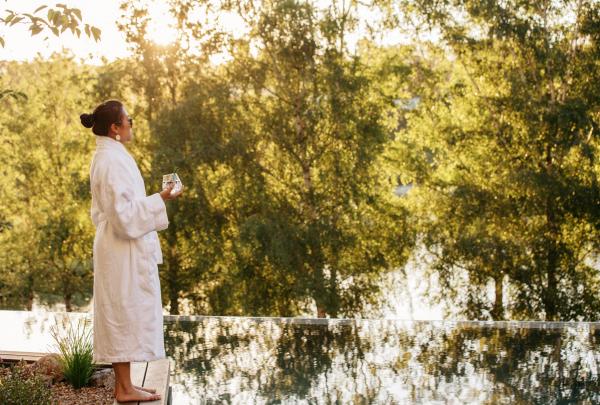 维多利亚州，戴尔斯福德湖畔酒店 © 戴尔斯福德湖畔酒店