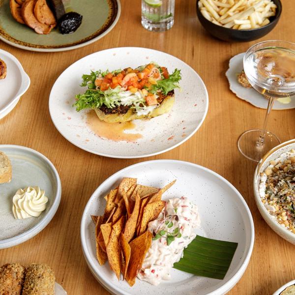 维多利亚州，墨尔本，Big Esso 餐厅 © Big Esso 餐厅版权所有