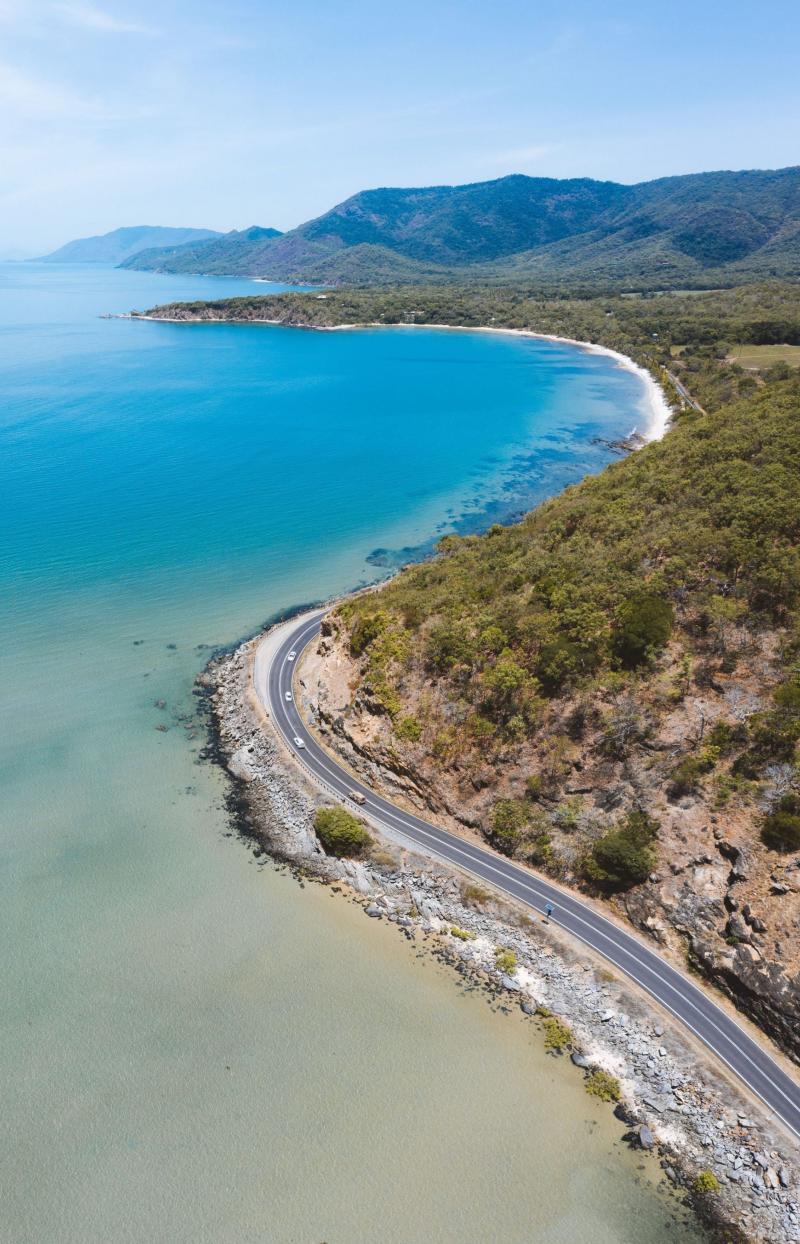 昆士兰州，凯恩斯，大堡礁自驾游线路，鸟瞰尤尔角 © 澳大利亚旅游局版权所有