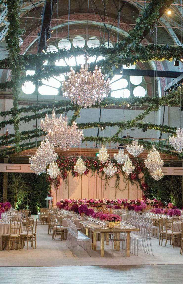 The Big Group 公司 © Chris Kapa 版权所有