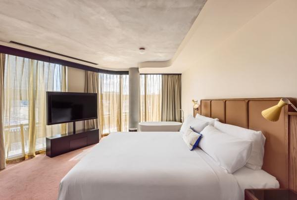 维多利亚州，墨尔本，汉娜街酒店的 Carriage 酒廊 © 汉娜街酒店版权所有