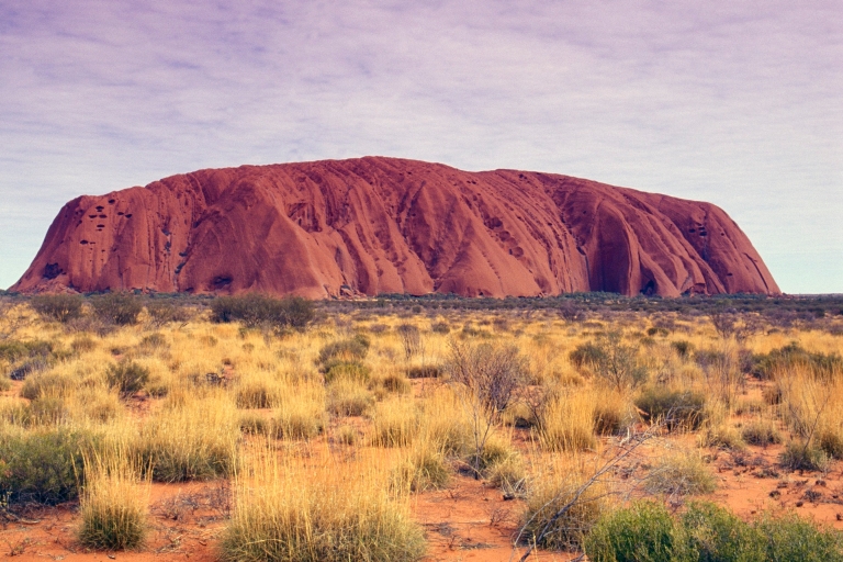 北领地，乌鲁鲁卡塔丘塔国家公园，乌鲁鲁 © 澳大利亚旅游局版权所有
