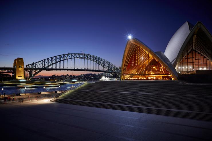 新南威尔士州，悉尼，悉尼歌剧院的 Bennelong 餐厅 © Brett Stevens 2015 版权所有